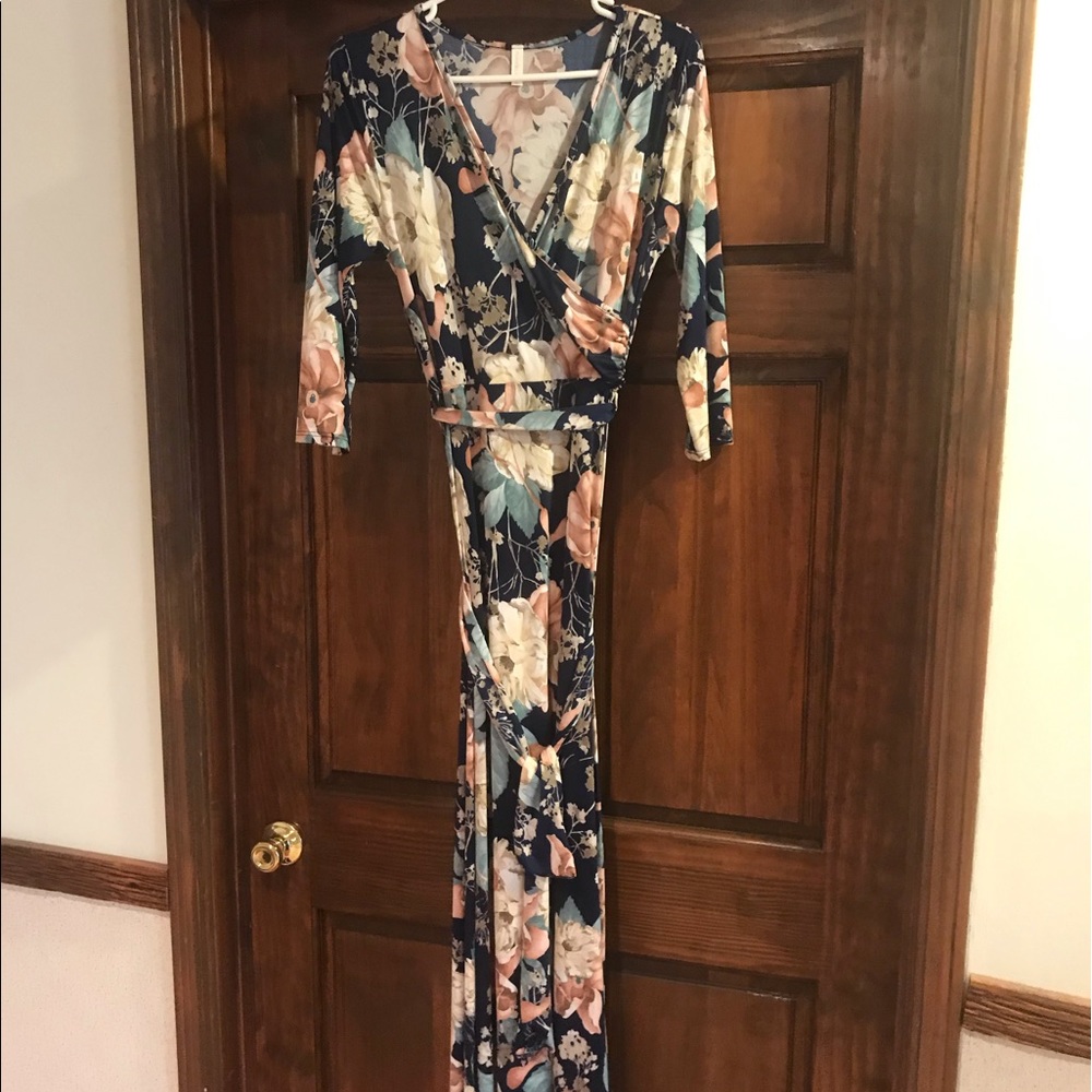 Floral maternity dress